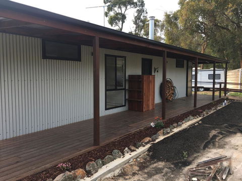 Country Cabin With Mountain Views Close To Ballarat - Accommodation Asia 3