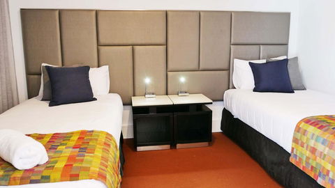 Country Capital Motel - Accommodation Asia 1