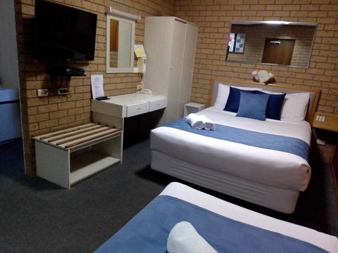 Country Home Motor Inn - Accommodation Asia 1