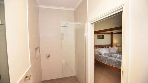 Country Lane Cottage - Accommodation Asia 3