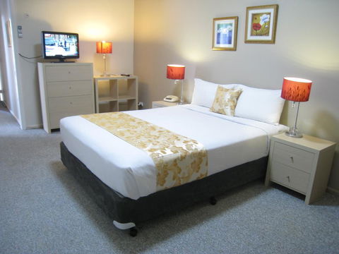 Country Lodge Motor Inn - Accommodation Asia 3