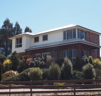 Country Meets Town - Accommodation Asia