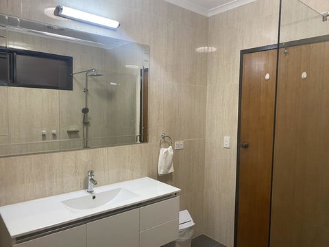 Country Plaza Halls Gap - Accommodation Asia 1