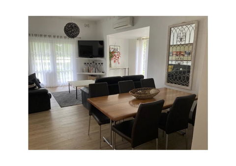 Country Retreat - Accommodation Asia 1