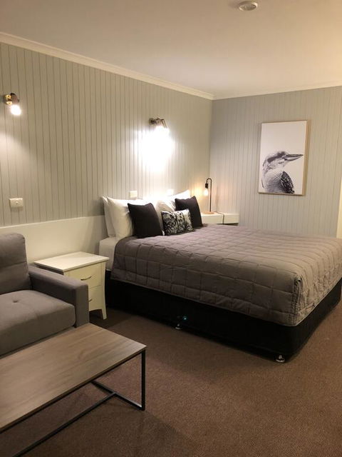 Country Roads Motor Inn - Accommodation Asia 2