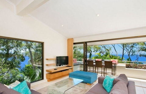 Cove Point 4 - Accommodation Asia 3