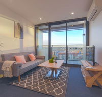Cozy Melbourne Star 2 Bedroom Apartment Docklands - Accommodation Asia