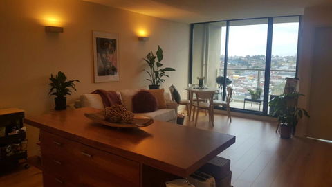 Cozy Shared Home On 11th Fl - Own Balcony - Accommodation Guide 0