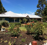 Crabapple Lane - Accommodation Asia