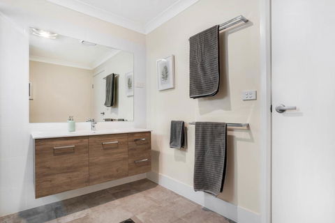 Crooked Lane Apartment - Accommodation Asia 2