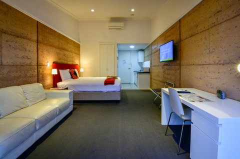Crossroads Ecomotel - Accommodation Asia 0
