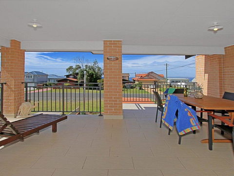 CShells On Quay - Perfect Location And Great Views - Accommodation Asia 1
