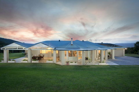 Cullengetty Estate - Accommodation Asia 1