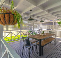 Curls and Buoys - Pet friendly - Stone throw to river - Accommodation Guide