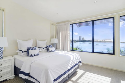 Currumbin Beachside Holiday Home - Accommodation Asia 1