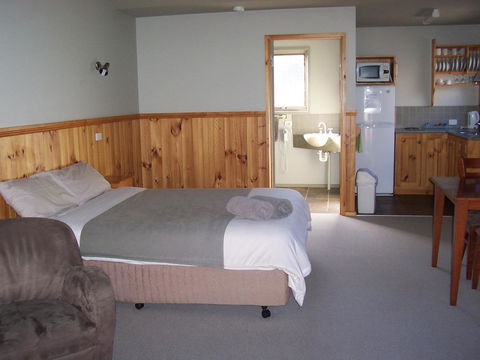 D'Altons Resort - Accommodation Asia 2