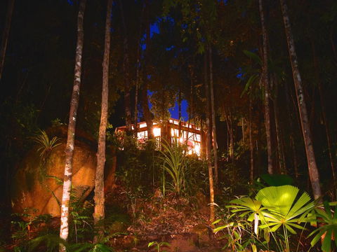 Daintree Cascades - Accommodation Guide 2