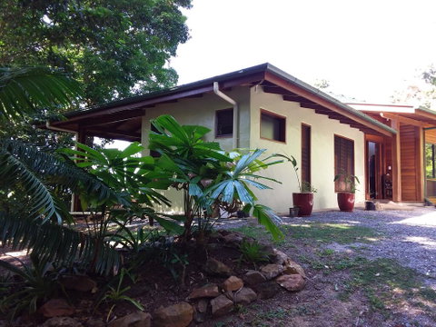 Daintree Oceanview Retreat - Holiday Home - Accommodation Guide 1