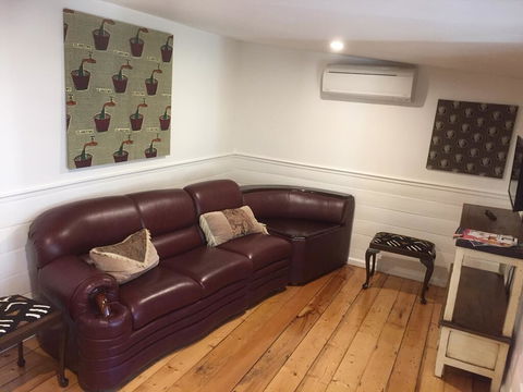 Darcy's Cottage On Piper - Accommodation Asia 1
