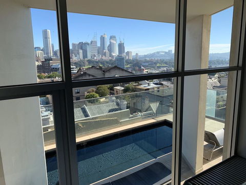 Darlinghurst Spacious Apartment With Balcony And Pool With Harbour Views - Accommodation Asia 0