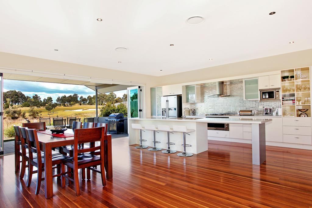 Rothbury NSW Accommodation Asia