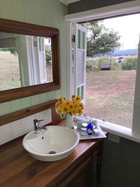 Dayboro - Blue Ridge Lavender Cottage - Accommodation Asia 2