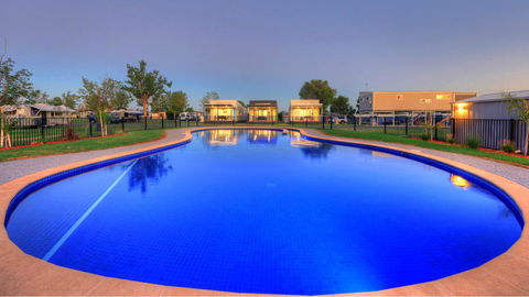 DC On The Lake - Accommodation Guide 0