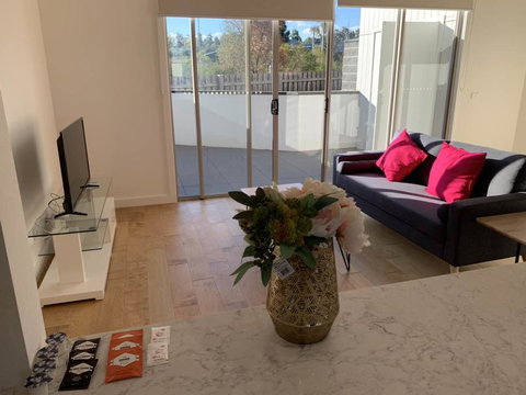 Delicate And Peaceful Bundoora Townhouse 12-R4 - Accommodation Asia 3