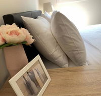 Delicate Bedroom in Bentleigh East - Accommodation Asia