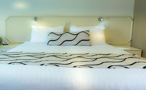 Deniliquin Country Club Motor Inn - Accommodation China 0