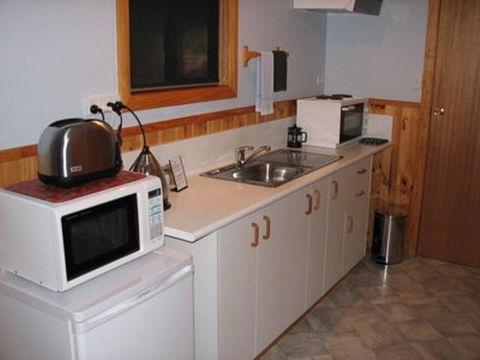 Derwent Bridge Chalets & Studios - Accommodation Guide 3