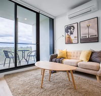 Designer 2 bdrms APTParkville Free carparkwifi - Accommodation Guide