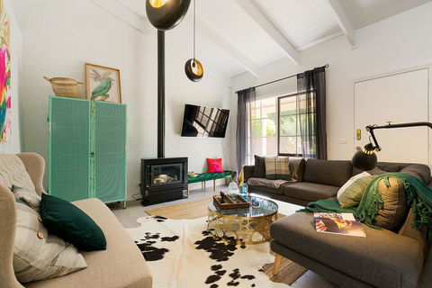 Designer Town Villa - Accommodation Asia 0