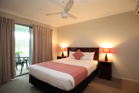 Direct Hotels - Villas On Rivergum - Accommodation Guide 3