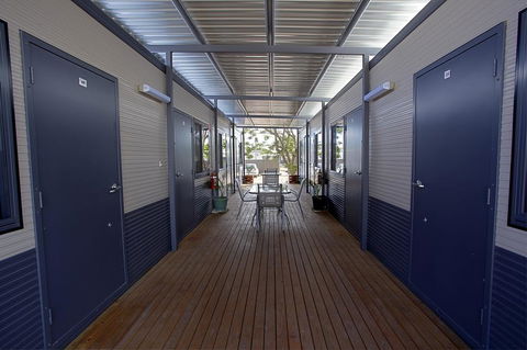 Discovery Parks - Blackwater - Accommodation Asia 3
