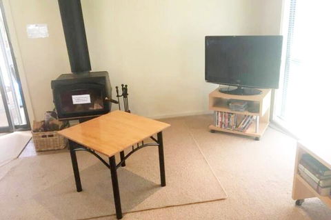 Do You Have To Self Isolate Do It In Peace & Tranquility - Accommodation Guide 3
