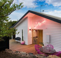 Dollywood - Accommodation Asia