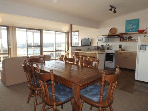 Donaldsons At Pambula Beach - Accommodation Asia 3