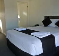 Dooley's Tavern  Motel Springsure - Accommodation Asia