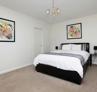 Downstairs in Hawthorn - Accommodation Guide