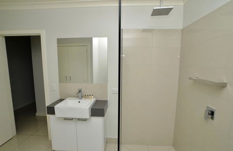 Doze On Green - Accommodation Asia 3