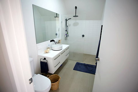 Dreamlands - Accommodation Asia 2