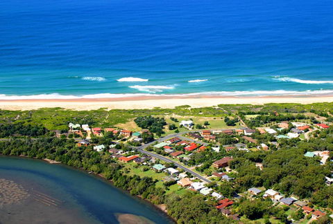 DUNGOOD- 3 Tallarook Cl Dunbogan - Accommodation Asia 0