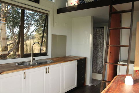 Dyl & Lil's Tiny House On Wheels - Accommodation Asia 2