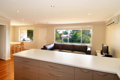 Eagle Bay Beach House - Accommodation Asia 3