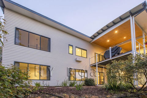 Eagle Vista - Accommodation Guide 3