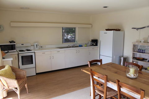 East Street Retreat - Accommodation Asia 3