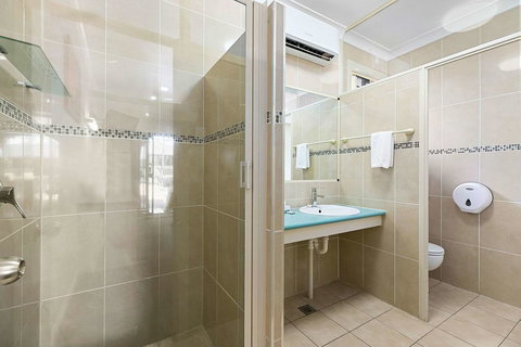 Econo Lodge Park Lane - Accommodation Asia 2