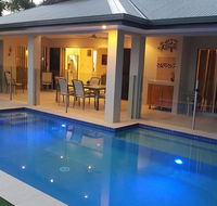 Eden Trinity Beach Lagoon Front House - Accommodation China