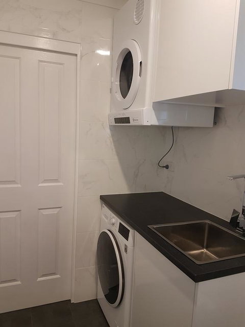 Edwin Place Apartment - Accommodation Guide 3